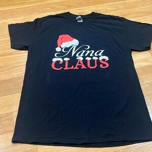 Gildan Nana claus  short sleeve shirt size medium.